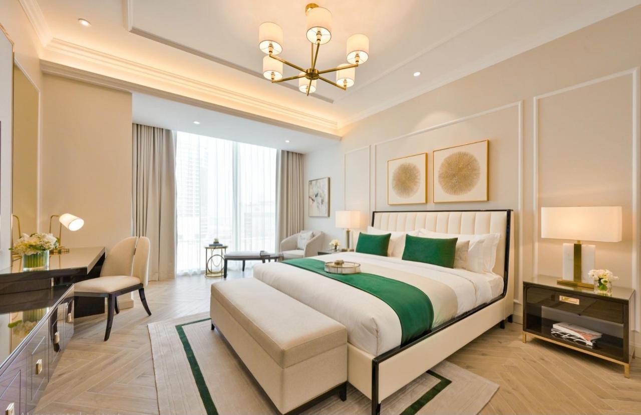 Two-Bedroom Apartment with Three Bathrooms and Water View