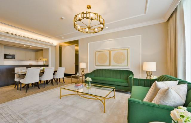Two-Bedroom Apartment with Three Bathrooms and Water View