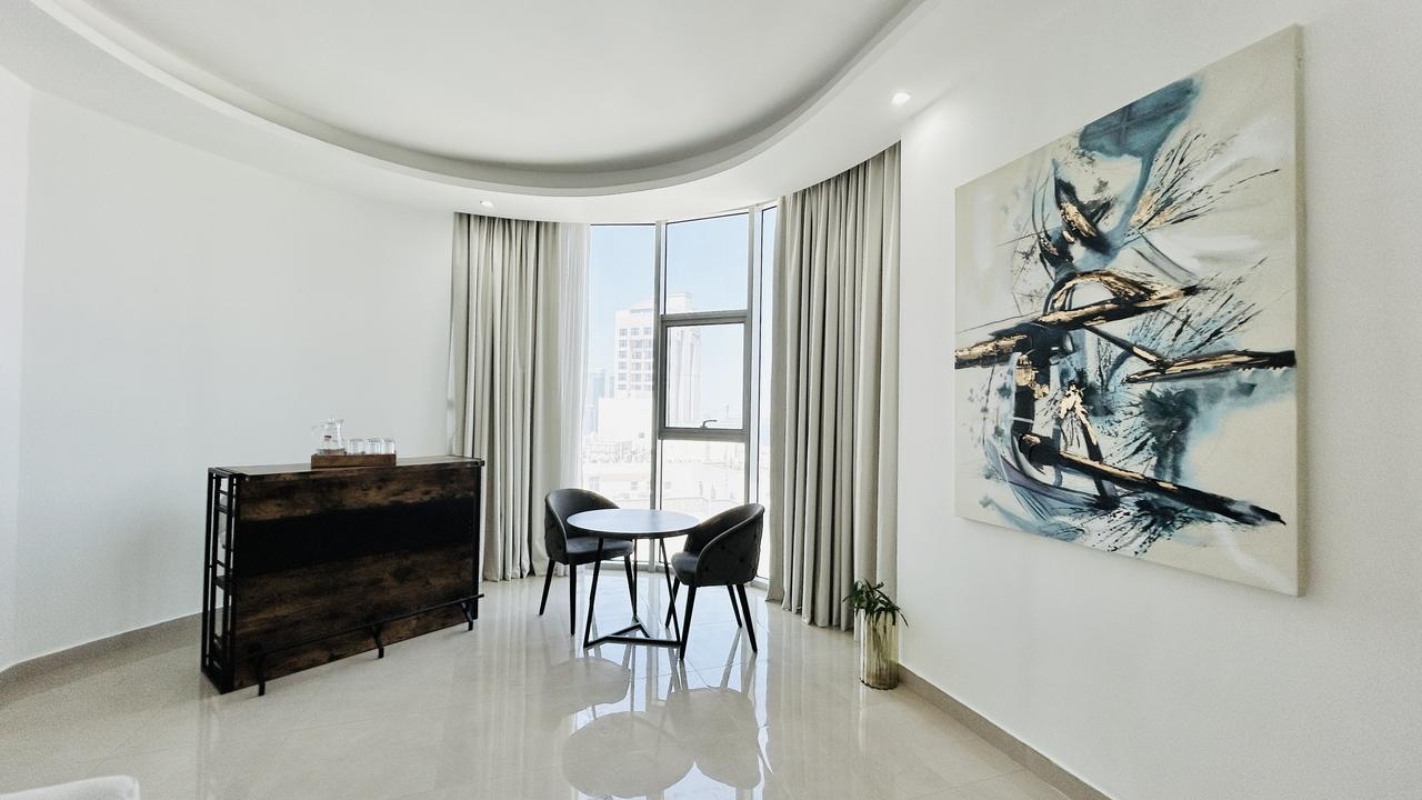 Two-Bedroom Apartment with Three Bathrooms