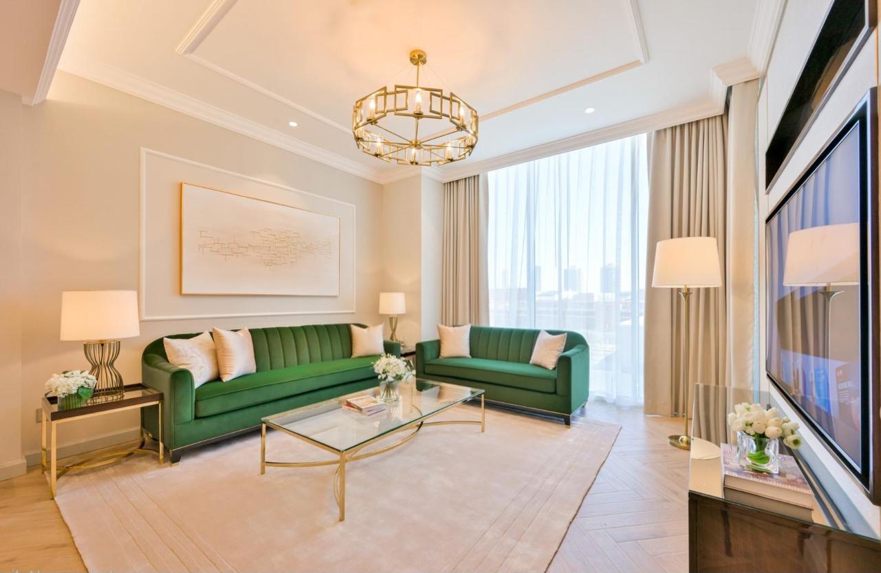 One-Bedroom Apartment with Water Views and Balcony