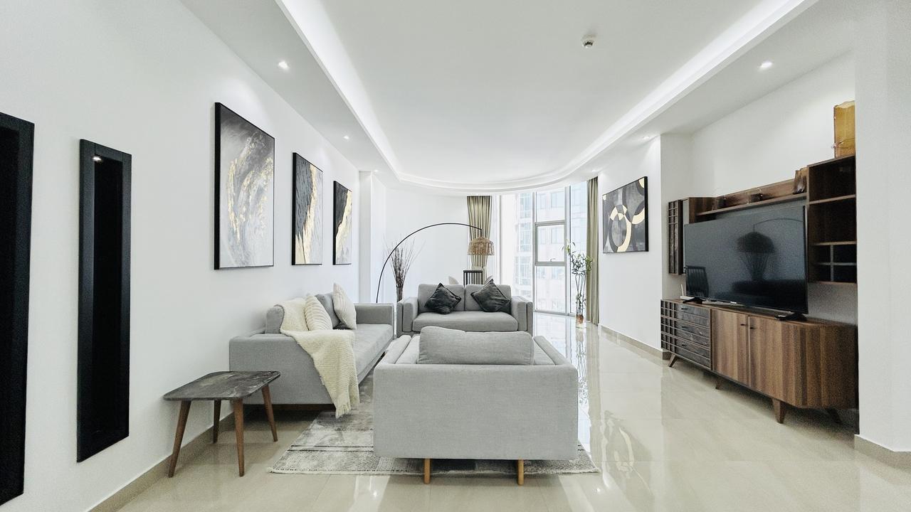 Two-Bedroom Apartment with Three Bathrooms