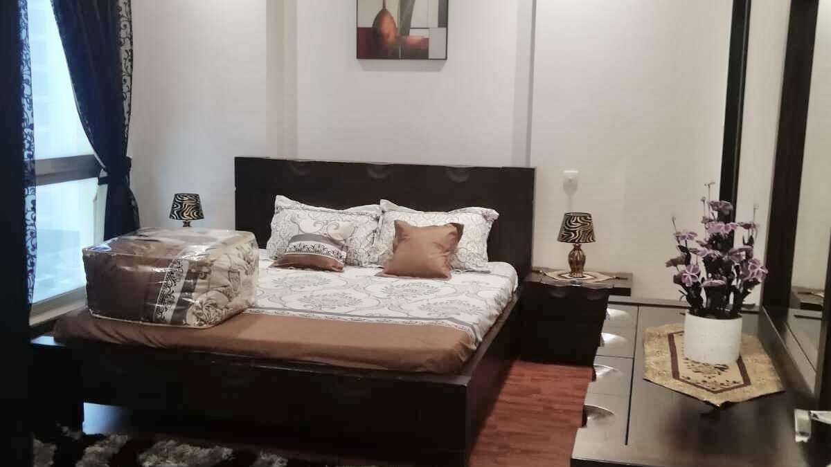 Two Bedroom Apartment with Pool and Gym