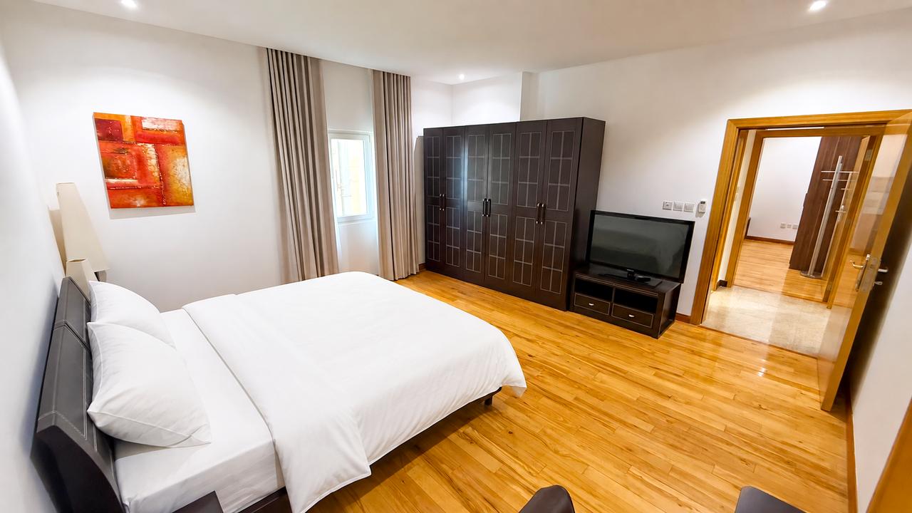Two Bedroom Apartment with Pool and Gym
