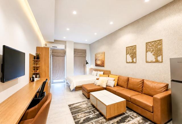 1-Bedroom Apartment with Balcony and Parking