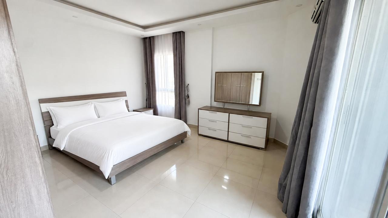 2 Bedroom Apartment with Balcony and Pool