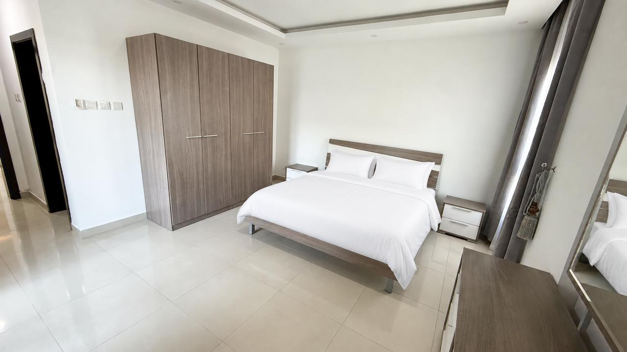 2 Bedroom Apartment with Balcony and Pool
