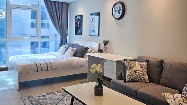 One-Bedroom Apartment with Parking and Pool