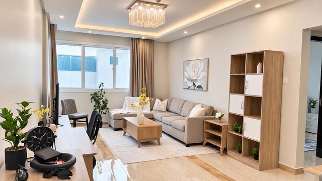 One Bedroom Apartment with Two Bathrooms