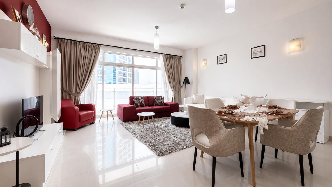 Two-Bedroom Apartment with Pool and Gym Access