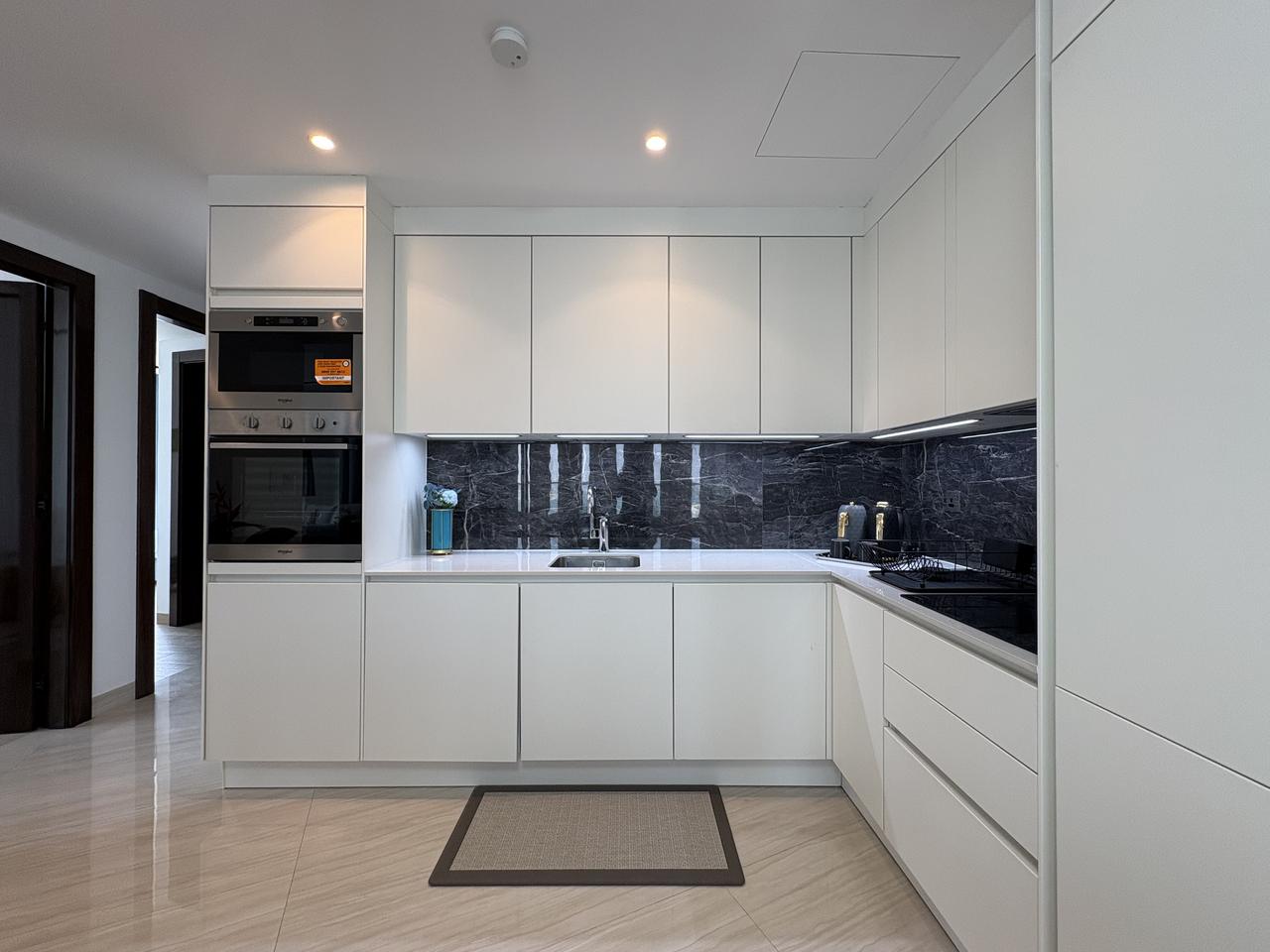 Two-Bedroom Apartment with Water View and Balcony