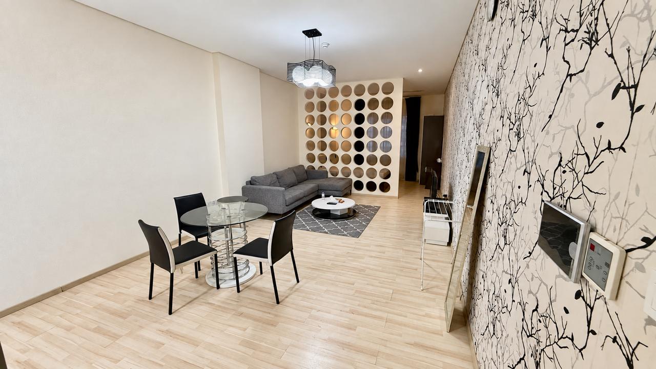1-Bedroom Apartment with Pool and Gym Access