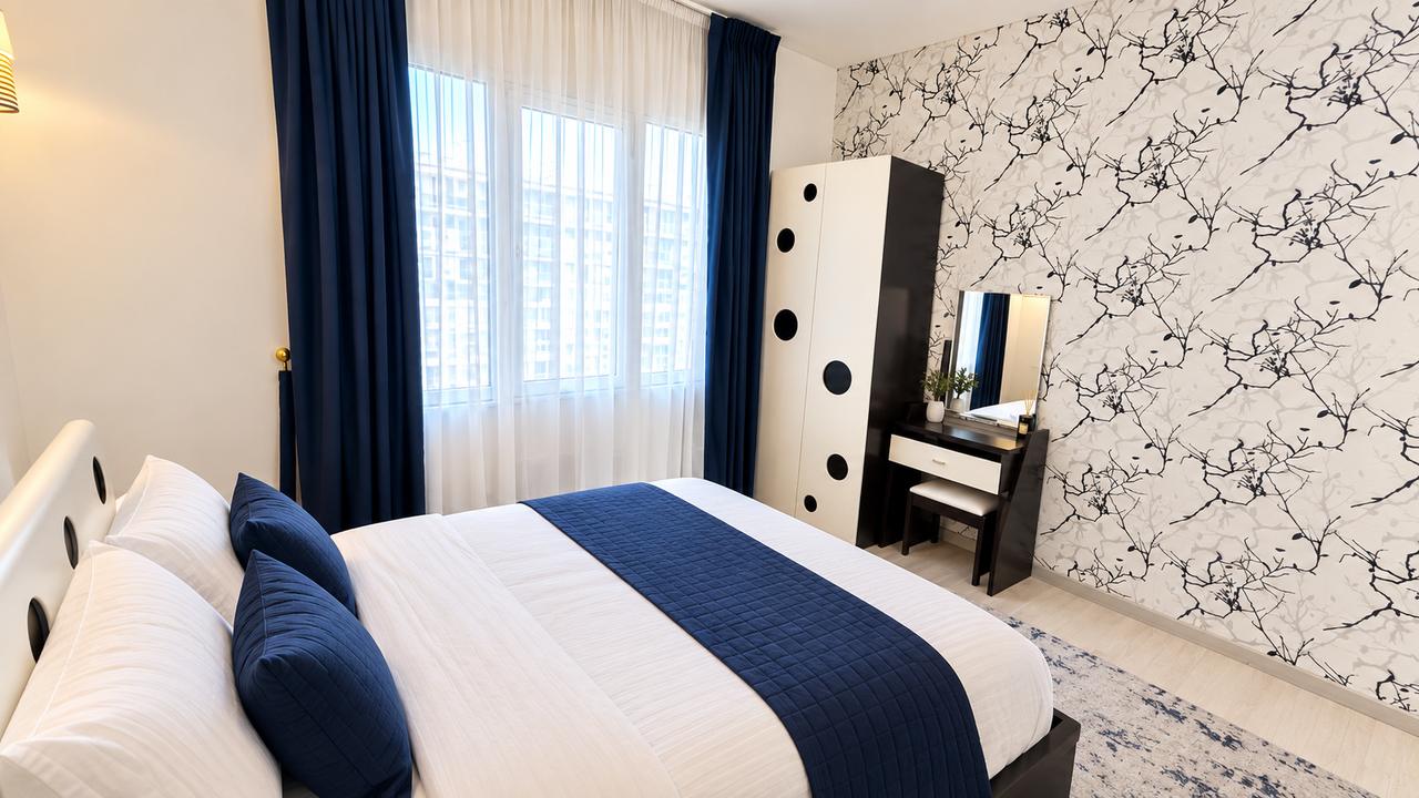 1-Bedroom Apartment with Pool and Gym Access