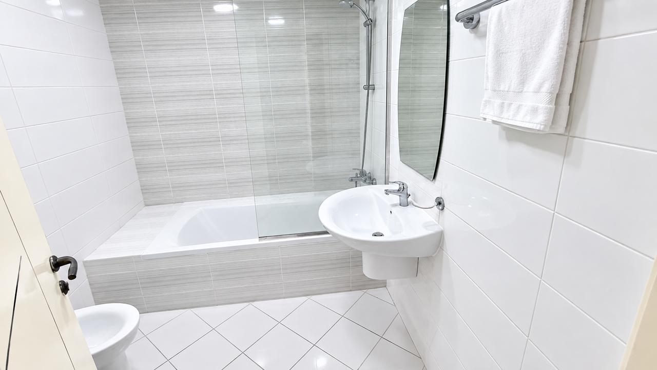 1-Bedroom Apartment with Pool and Gym Access