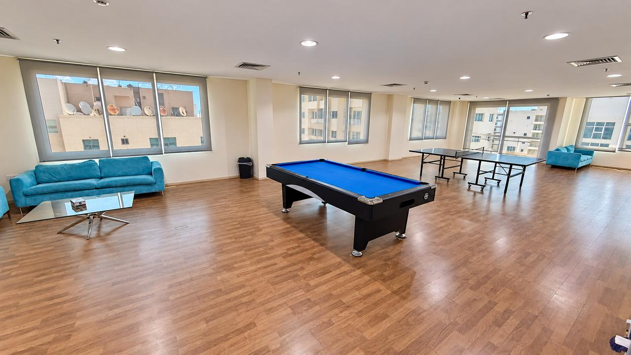 1-Bedroom Apartment with Pool and Gym Access