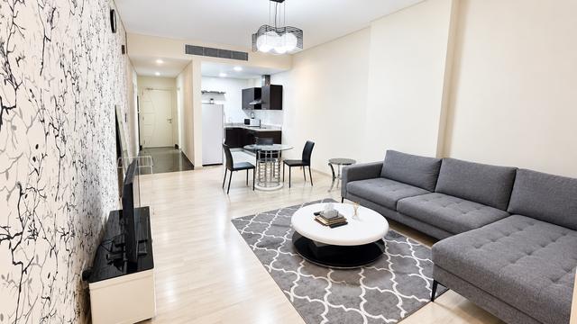 1-Bedroom Apartment with Pool and Gym Access