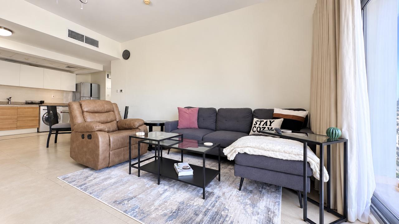 One Bedroom Apartment with Two Bathrooms