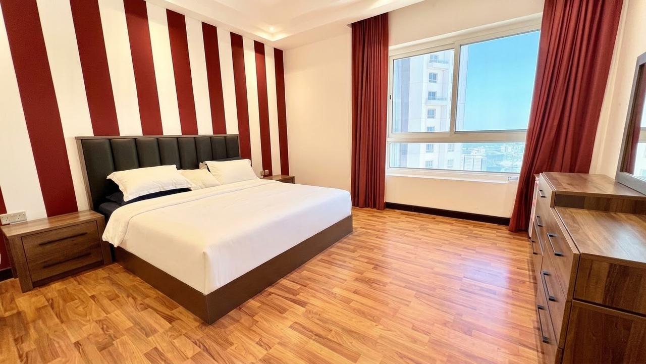 3-Bedroom Apartment with Water Views