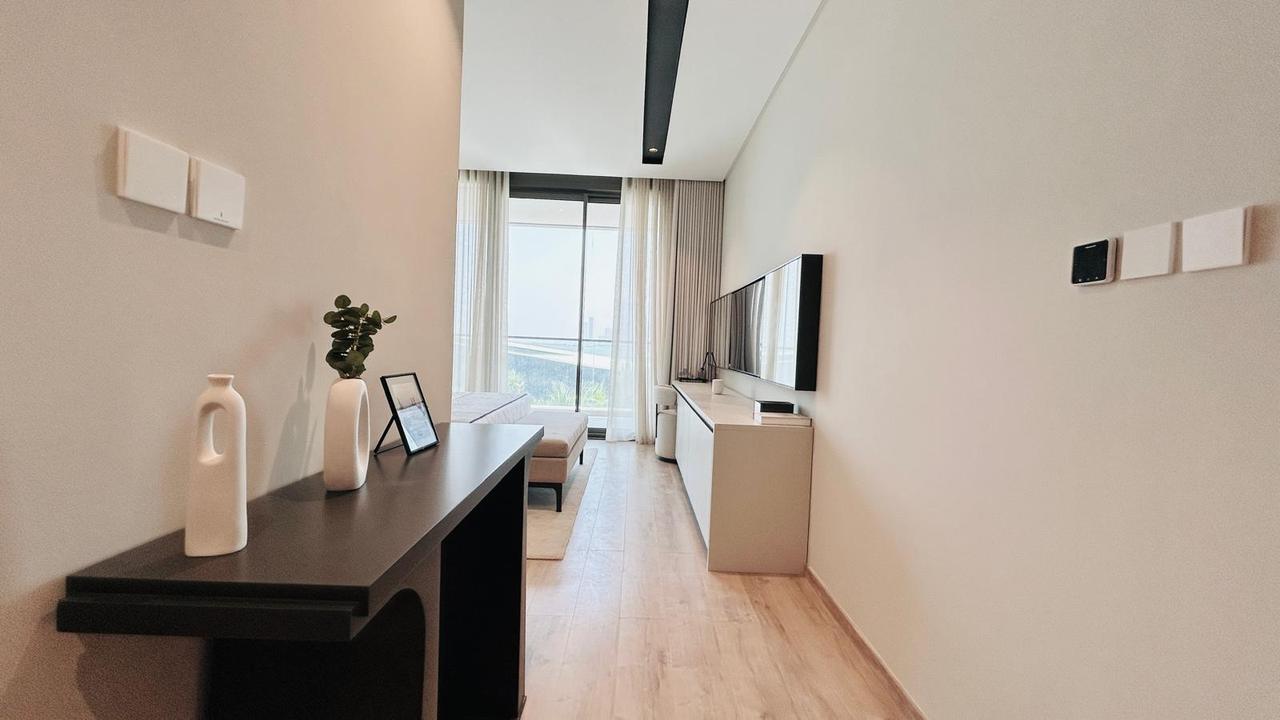 One Bedroom Semi-Furnished Apartment, 80 sqm