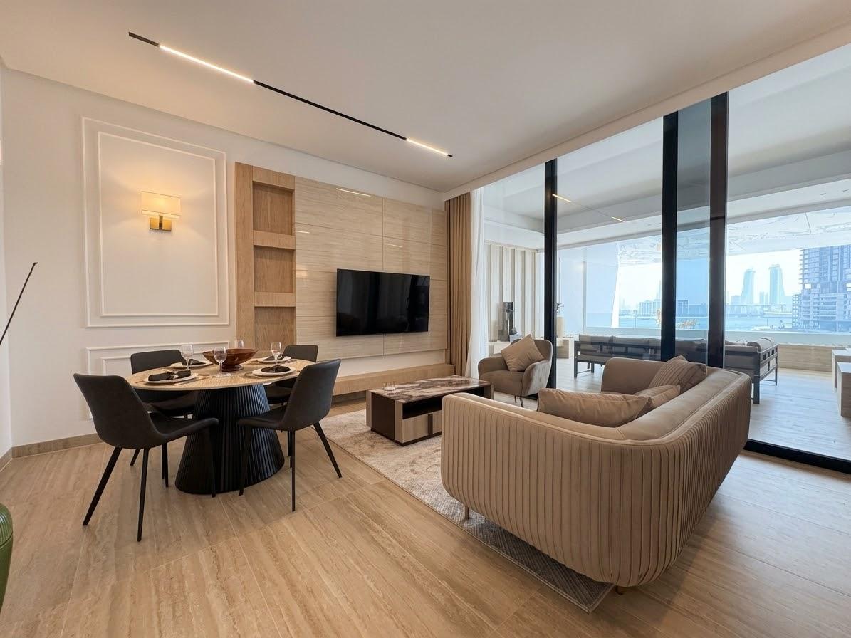 One Bedroom Apartment with Two Bathrooms