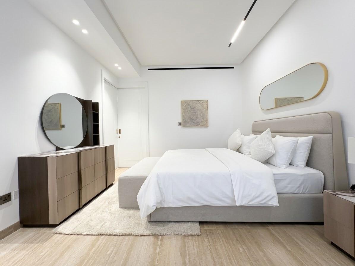 One Bedroom Apartment with Two Bathrooms