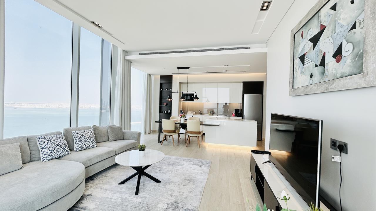 2-Bedroom Apartment with 3 Bathrooms in Juffair