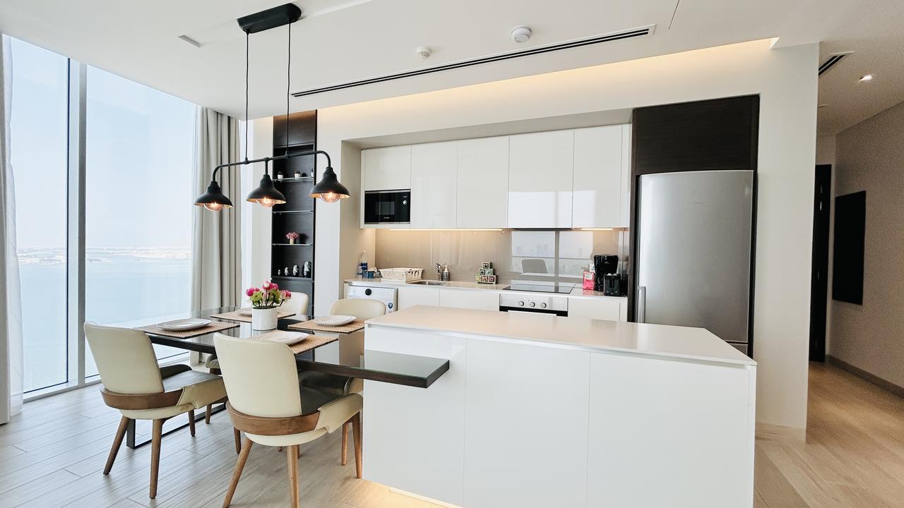 2-Bedroom Apartment with 3 Bathrooms in Juffair
