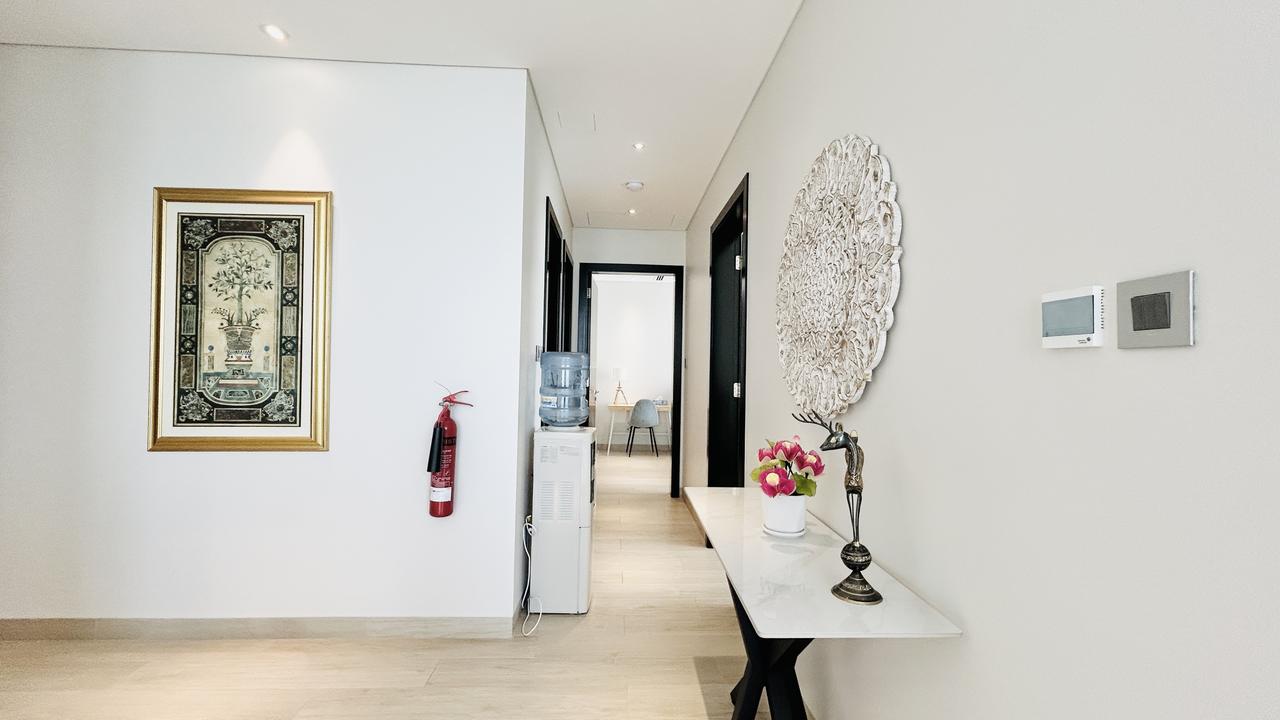 2-Bedroom Apartment with 3 Bathrooms in Juffair