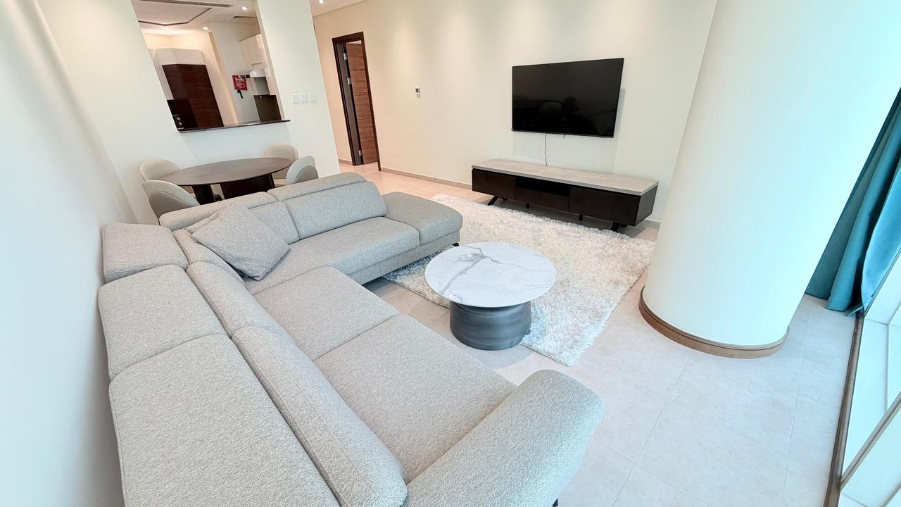 Two-Bedroom Apartment with Pool and Gym Access