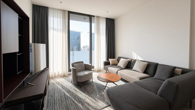 One-Bedroom Apartment, 89 sqm, Two Bathrooms
