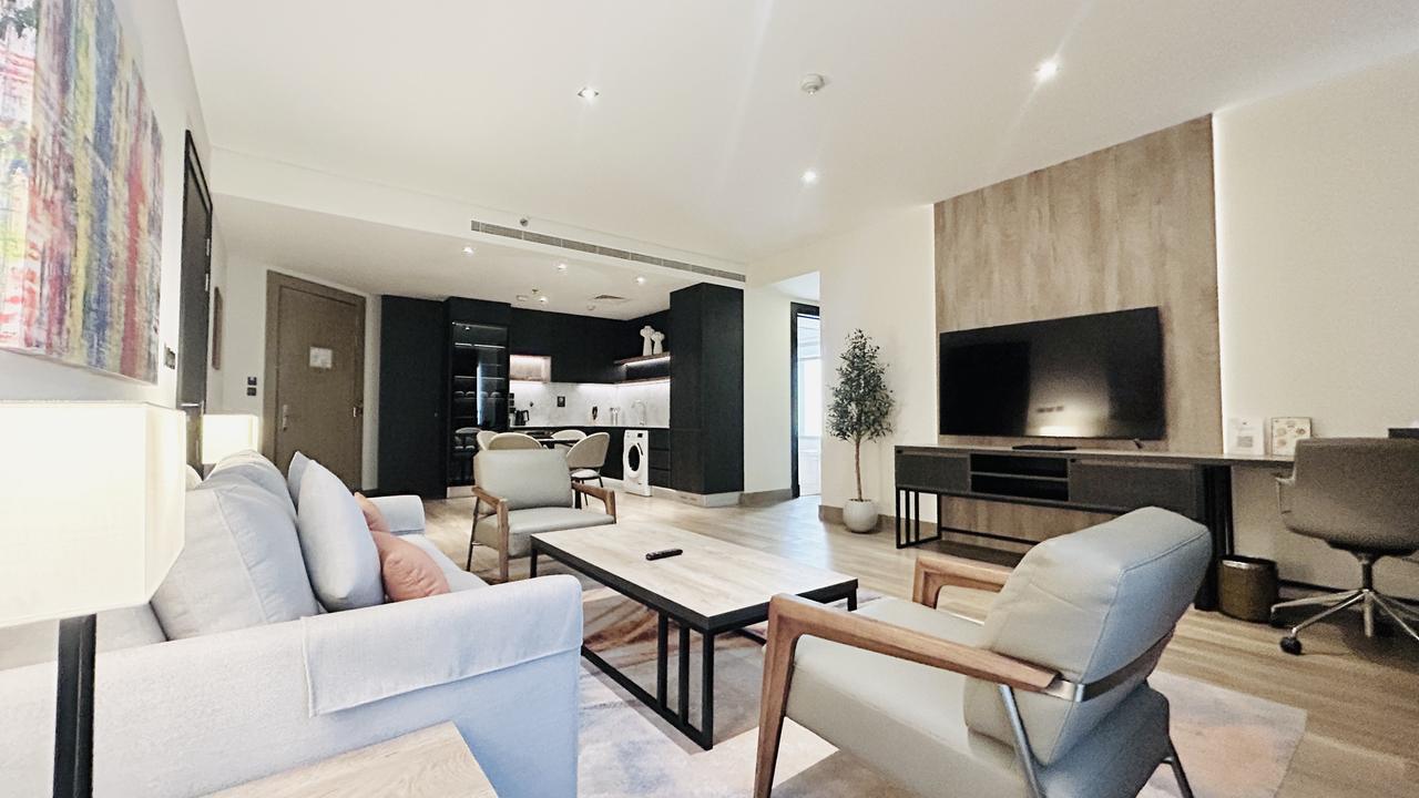 One-Bedroom Apartment with Pool and Gym Access