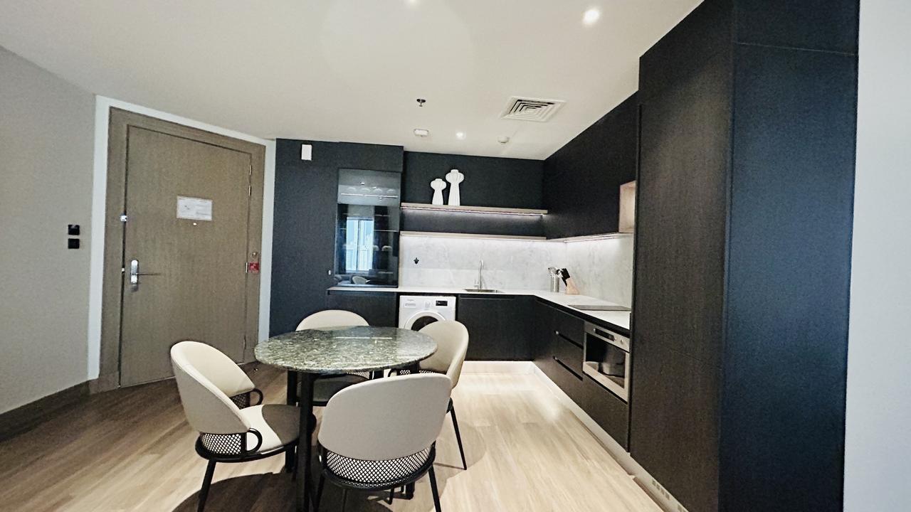 Three-Bedroom Apartment with Shared Pool and Gym