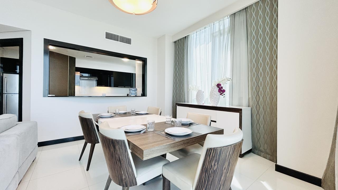 Two-Bedroom Apartment with Four Bathrooms