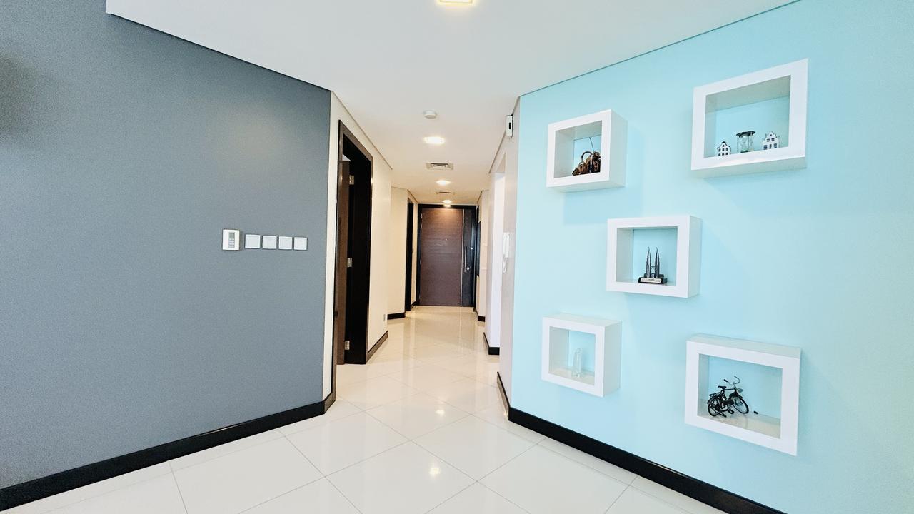 Two-Bedroom Apartment with Four Bathrooms