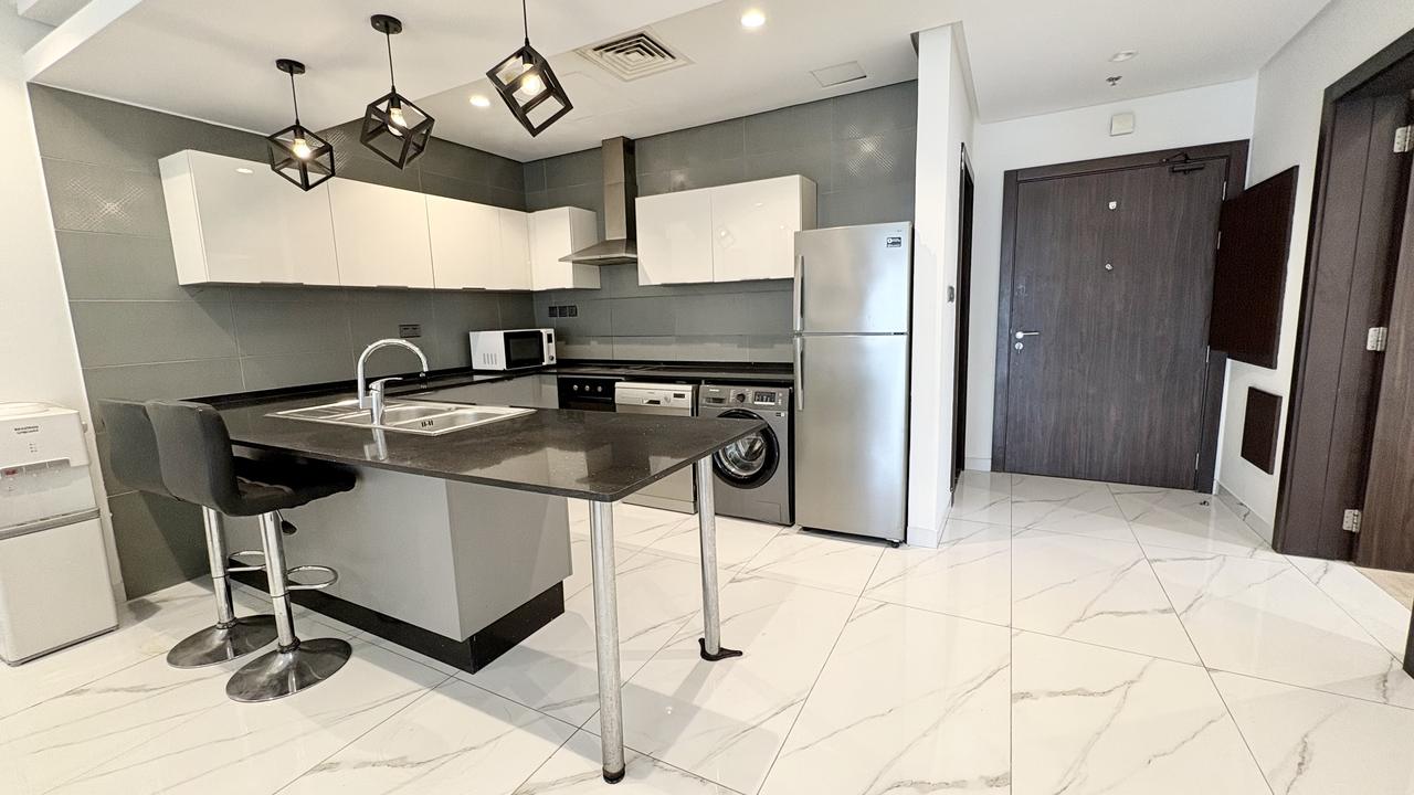 2-Bedroom Apartment with Gym and Pool Access