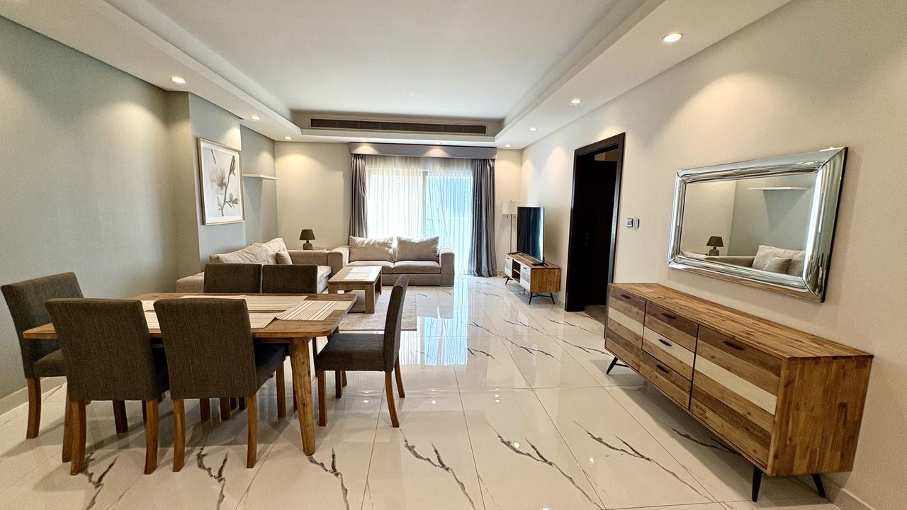 2 Bedroom Apartment with Pool and Gym