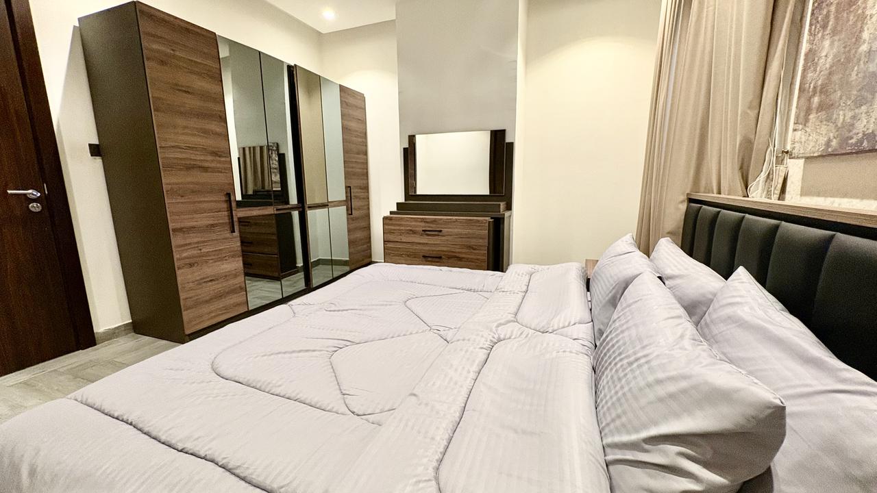 2 Bedroom Apartment with Pool and Gym