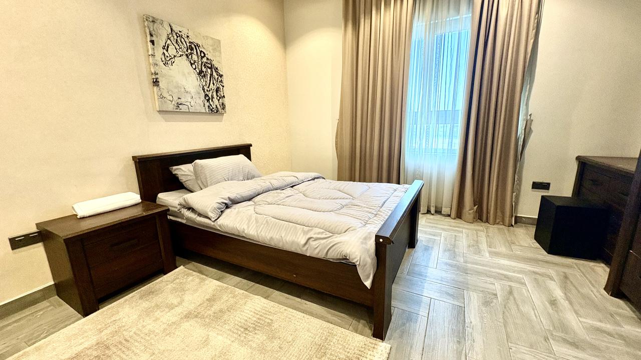 2 Bedroom Apartment with Pool and Gym