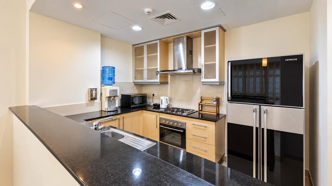 Two Bedroom Apartment with Pool and Gym