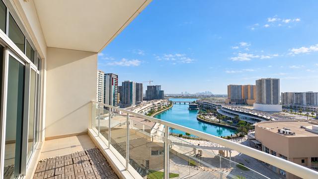 Two-Bedroom Corner Apartment with Balcony