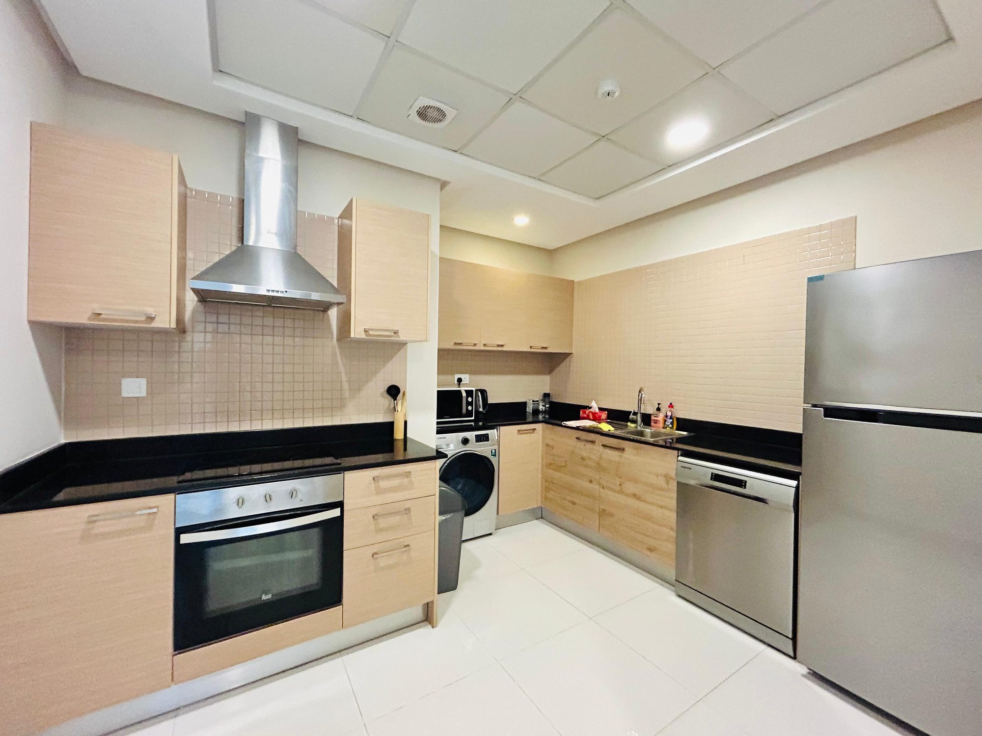 One Bedroom Apartment with Shared Pool and Gym