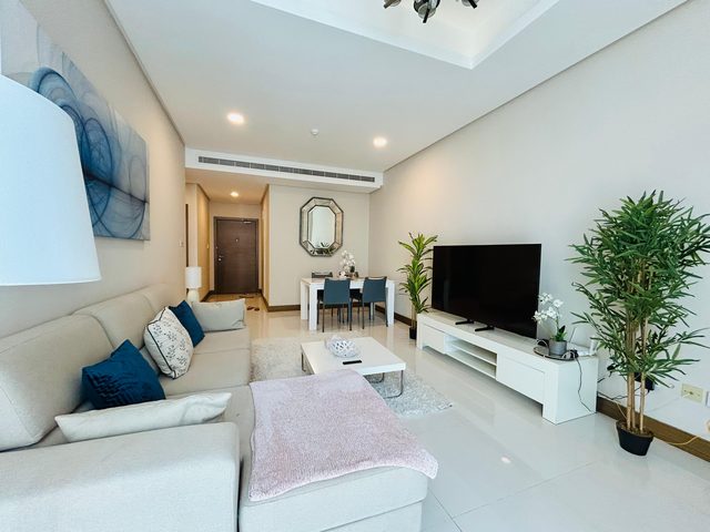 One Bedroom Apartment with Shared Pool and Gym