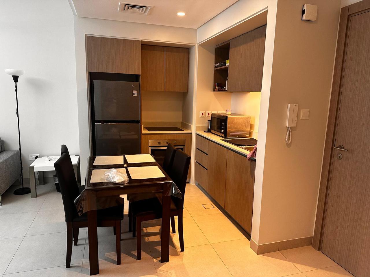 One Bedroom Apartment with Dual Bathrooms