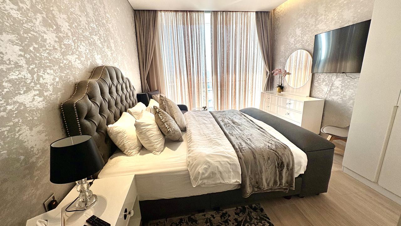 1-Bedroom Apartment with Pool and Gym Access
