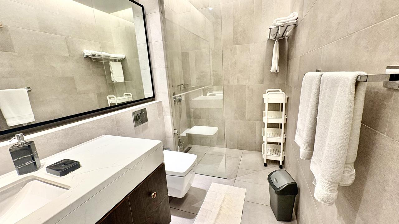 1-Bedroom Apartment with Pool and Gym Access