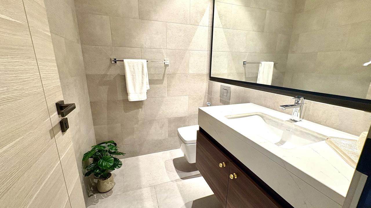 1-Bedroom Apartment with Pool and Gym Access