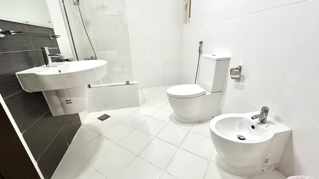 Two-Bedroom Apartment with Gym and Pool Access