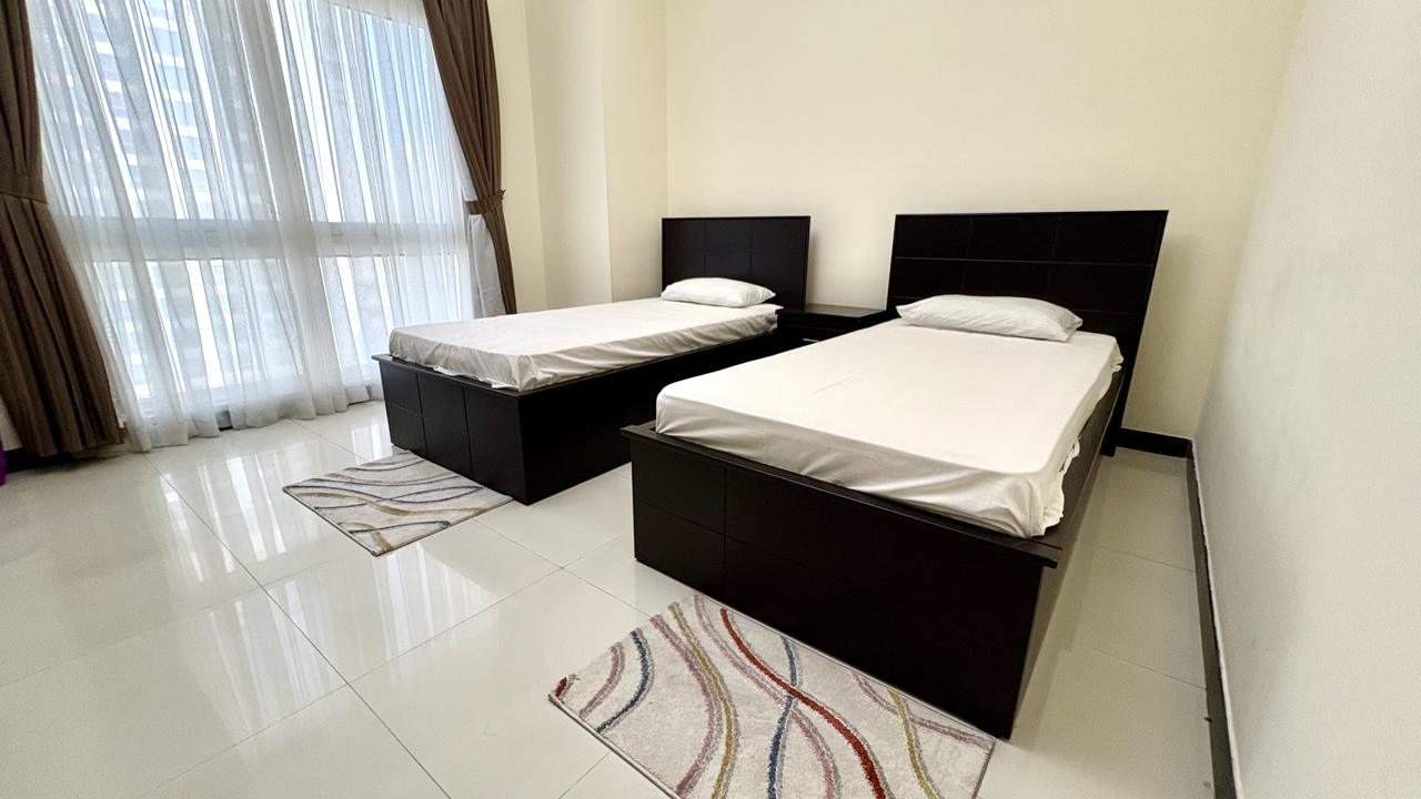 Two-Bedroom Apartment with Gym and Pool Access