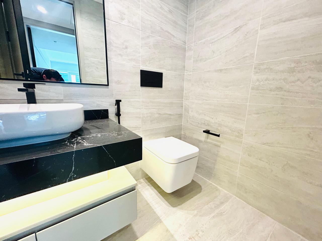 One Bedroom Apartment, 113 sqm, Semi-Furnished
