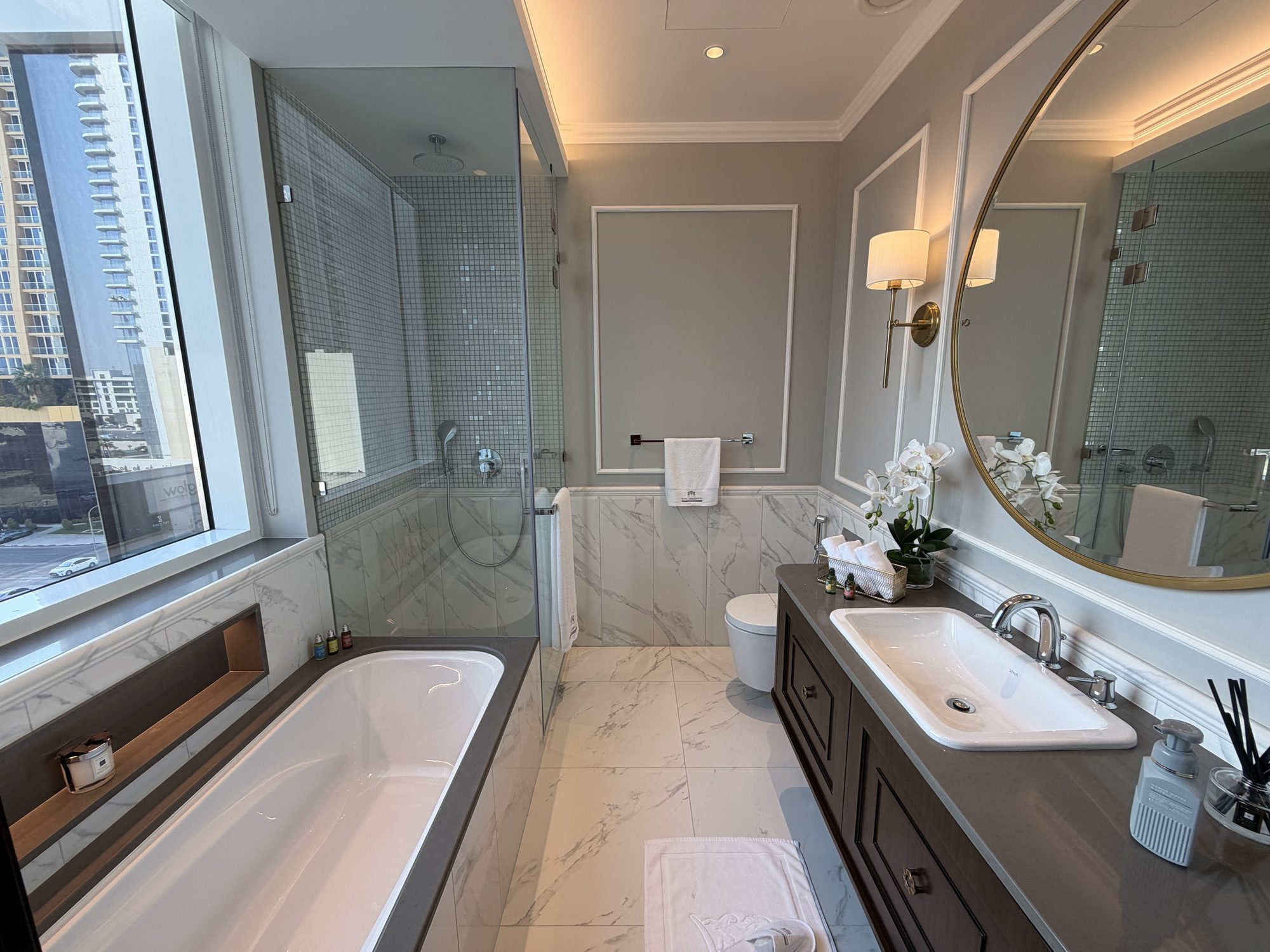Two Bedroom Apartment with Three Bathrooms