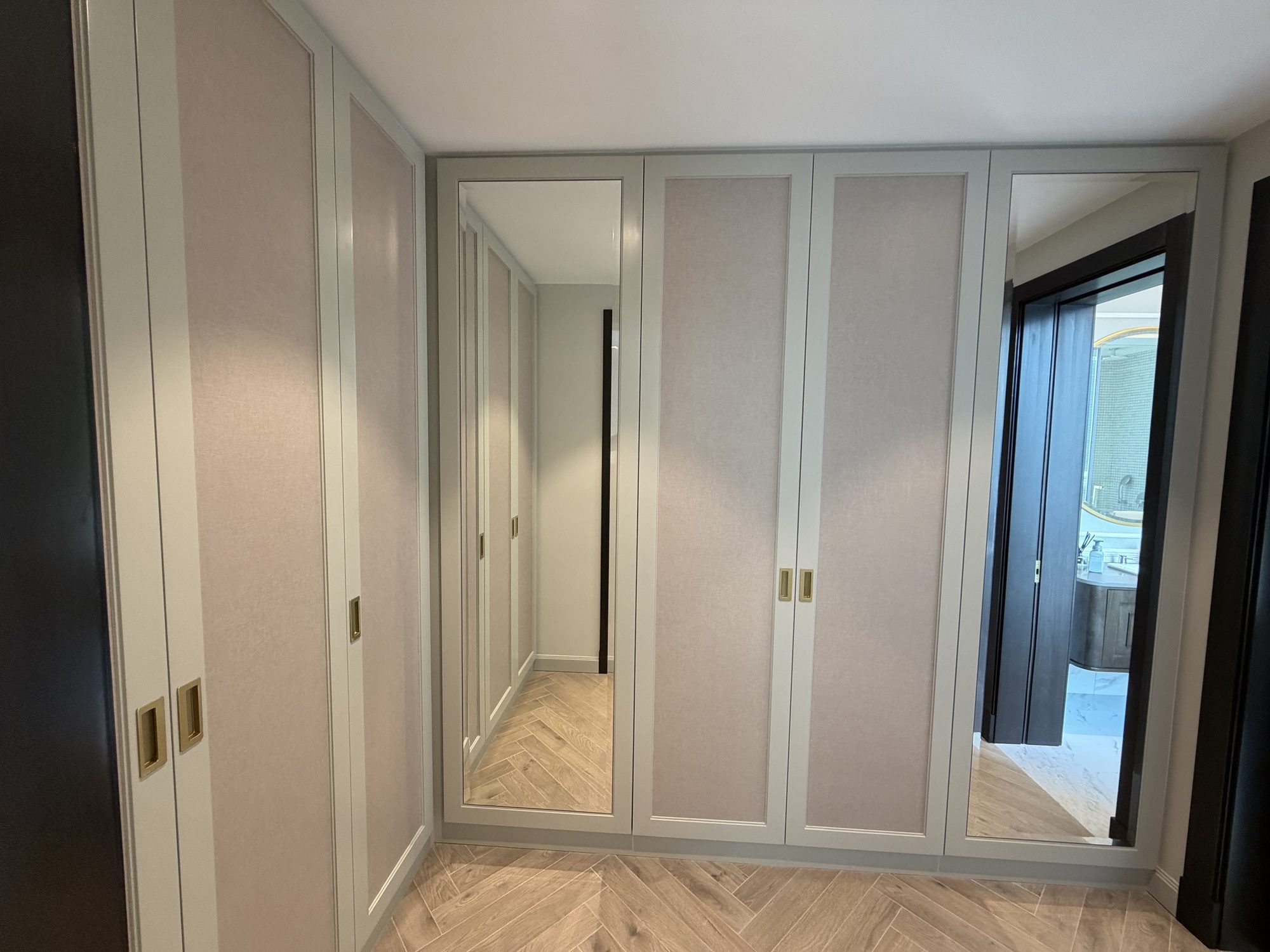 Two Bedroom Apartment with Three Bathrooms